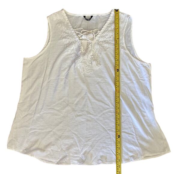 Bloomchic Lace Up Tassel Front Tank Top Size 18/20 NEW - Picture 3 of 4